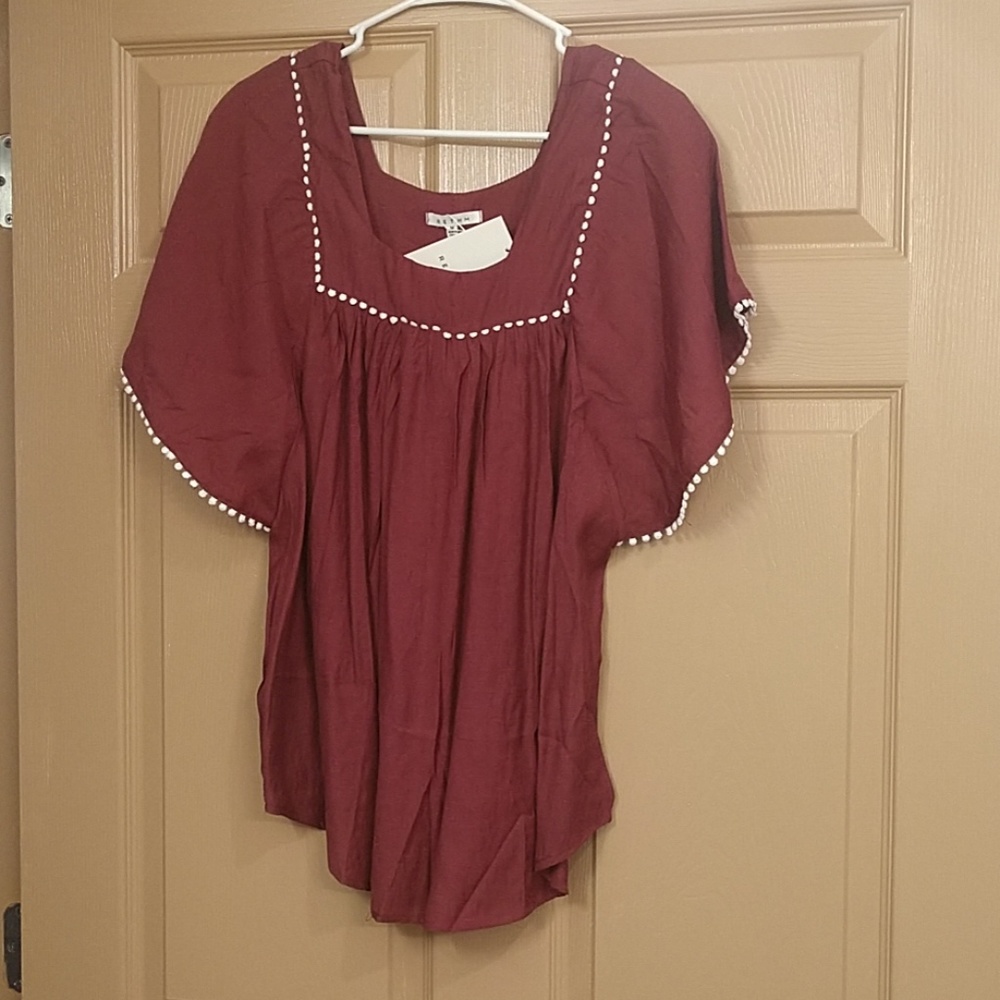 Butterfly sleeve top